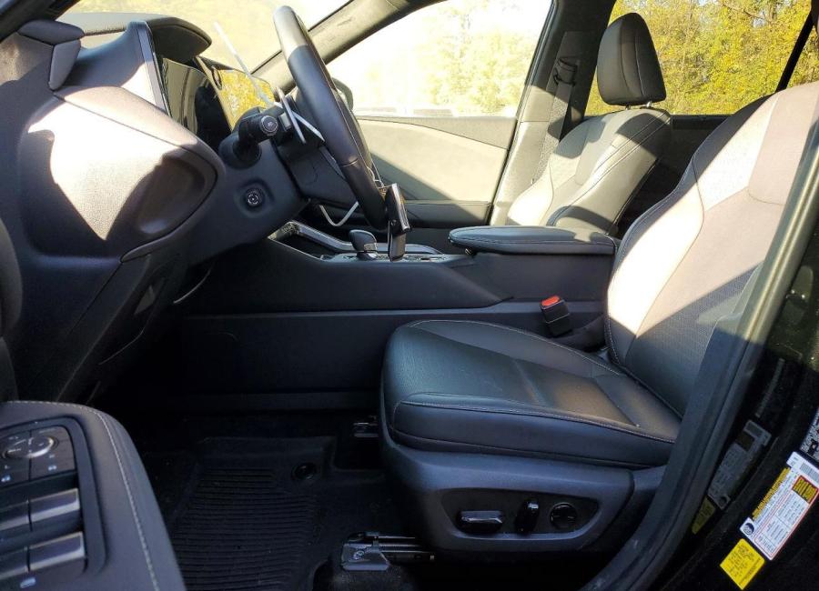 Salvage 2025 Lexus Tx 350  in Black
