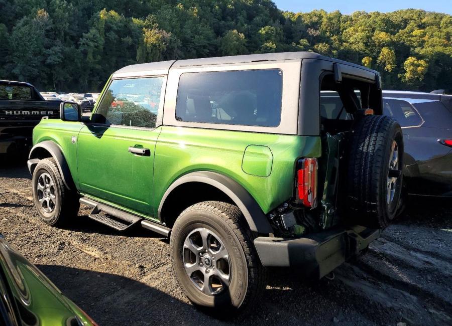 Salvage 2024 Ford Bronco  in Green