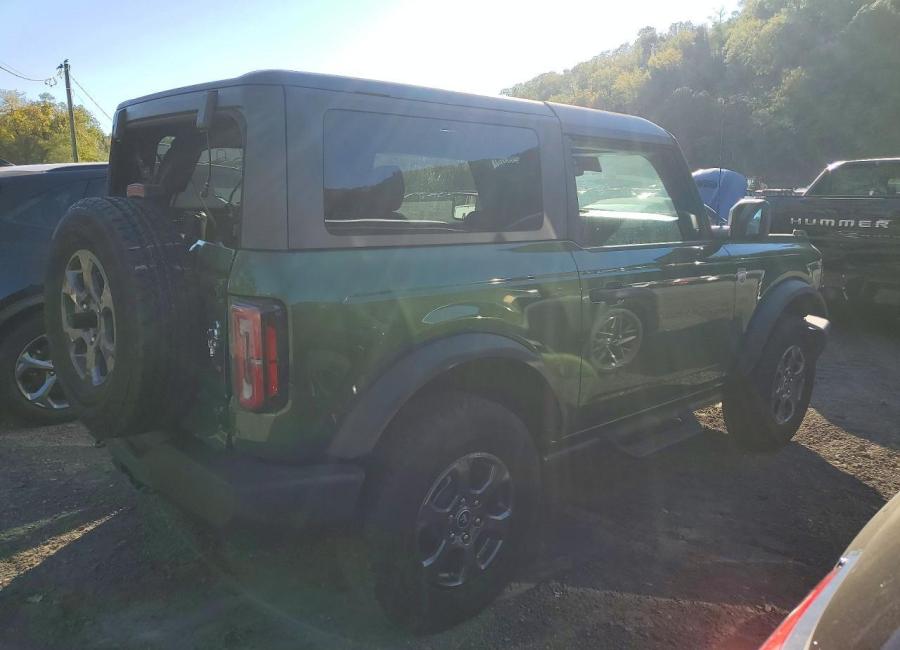 Salvage 2024 Ford Bronco  in Green