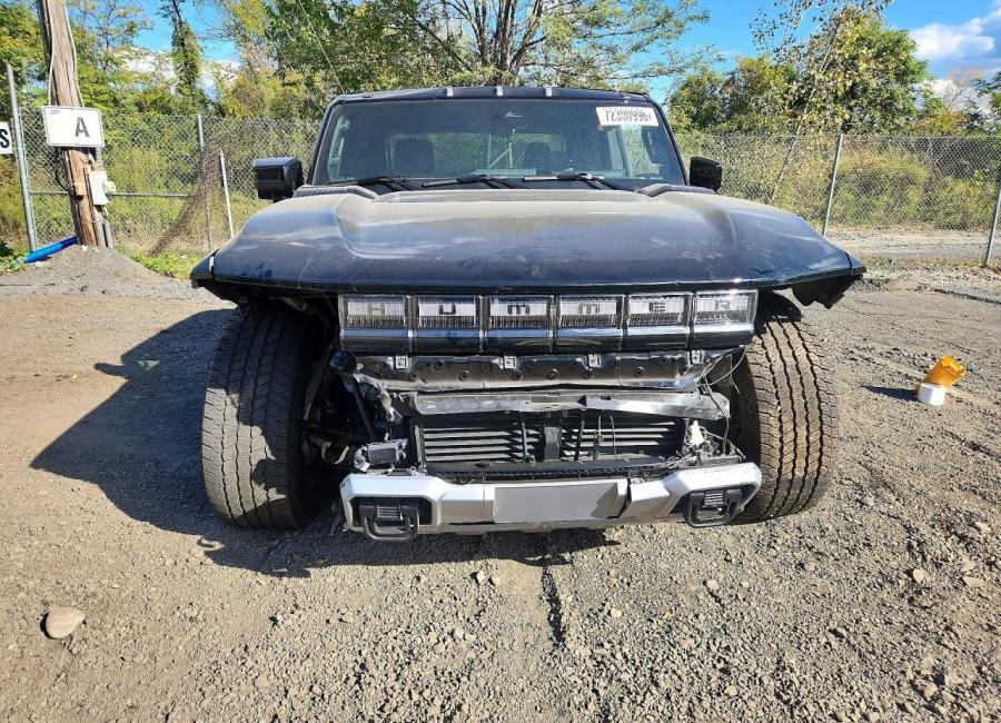 Salvage 2026 Gmc Hummer  in Black