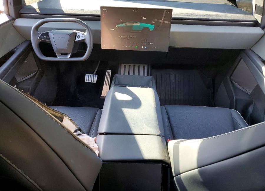 Salvage 2024 Tesla Cybertruck  in Gray
