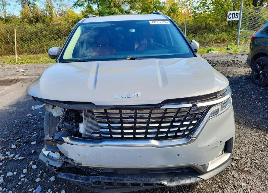 Salvage 2024 Kia Carnival Prestige in Gray