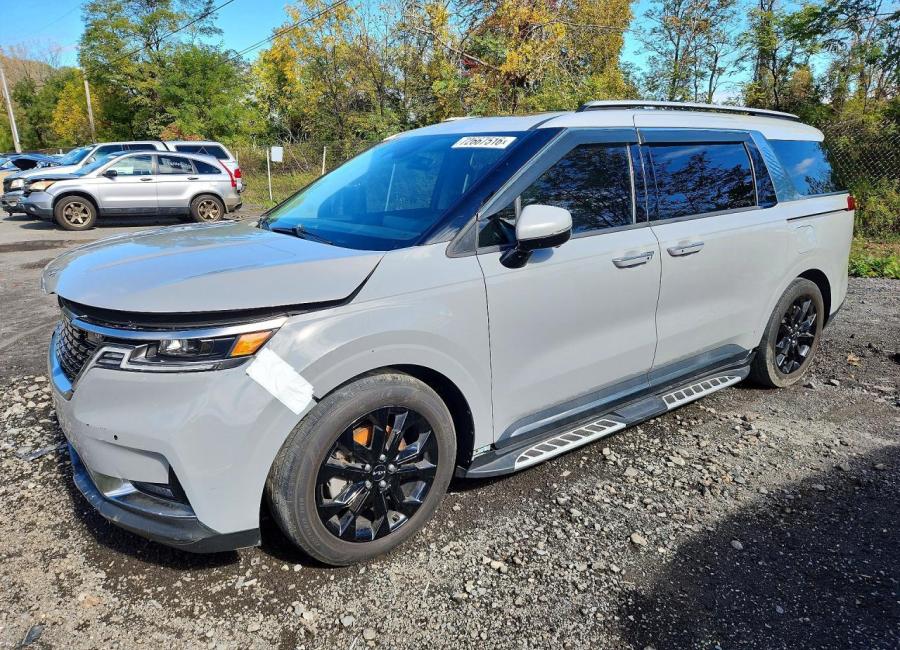 Salvage 2024 Kia Carnival Prestige in Gray