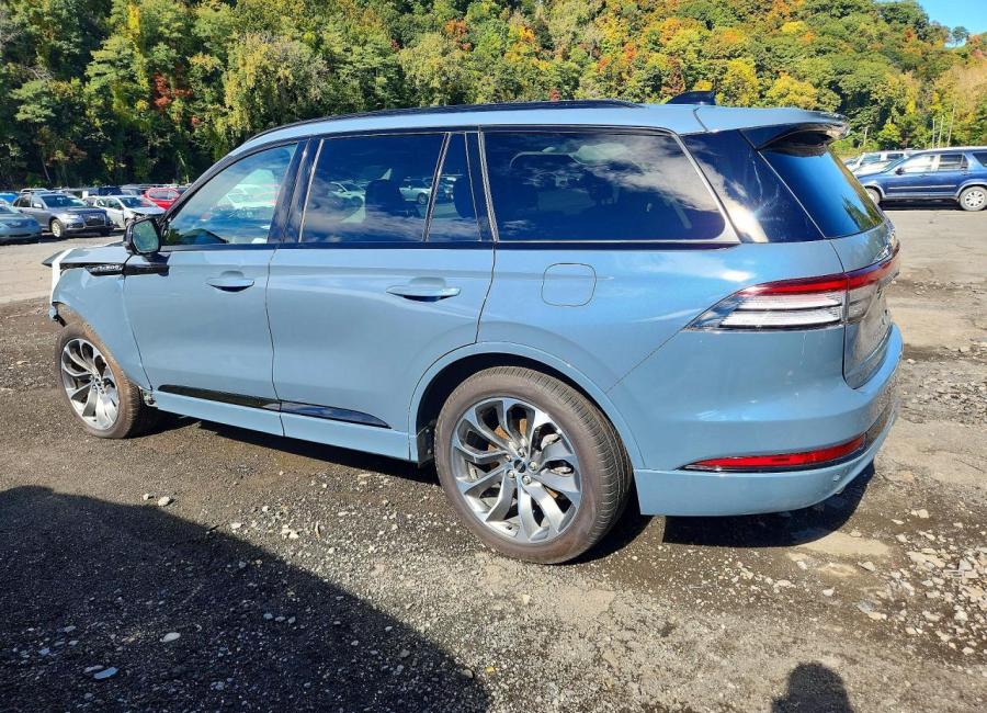 Salvage 2026 Lincoln Aviator  in Blue