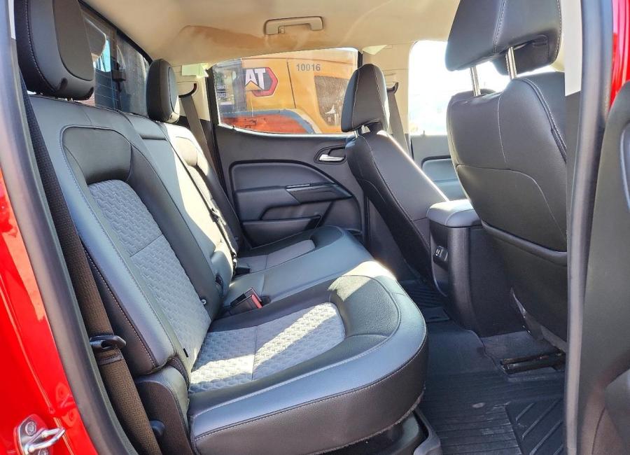 Salvage 2019 Chevrolet Colorado Z71 in Red
