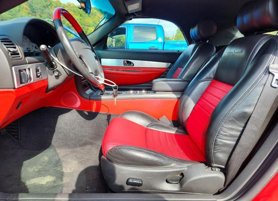 Salvage 2002 Ford Thunderbird  in Red