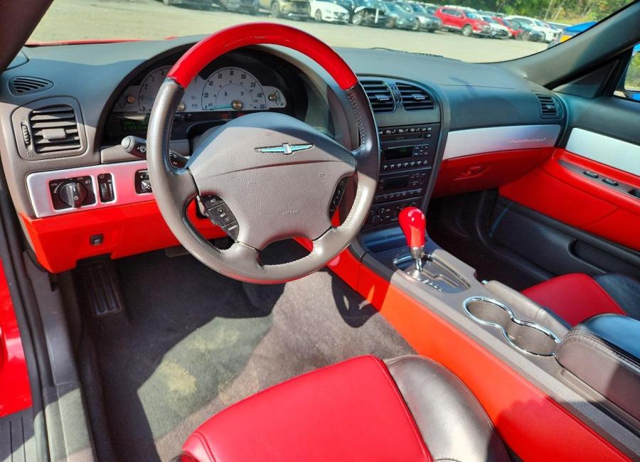 Salvage 2002 Ford Thunderbird  in Red