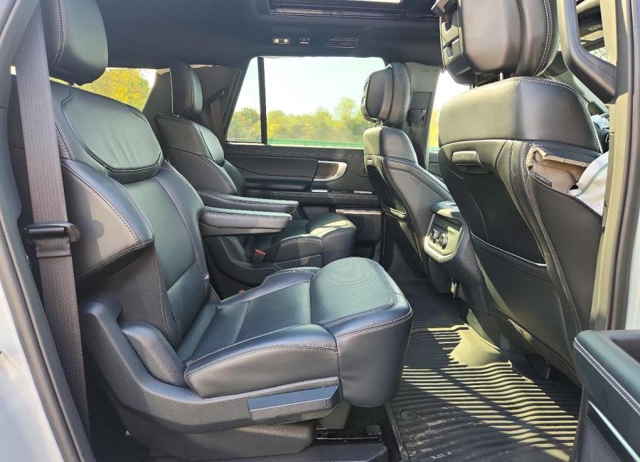 Salvage 2026 Ford Expedition Max Platinum in White