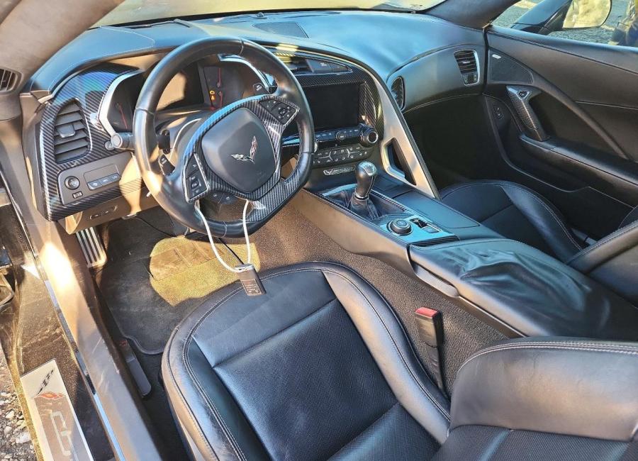 Salvage 2016 Chevrolet Corvette Z51 3lt in Black
