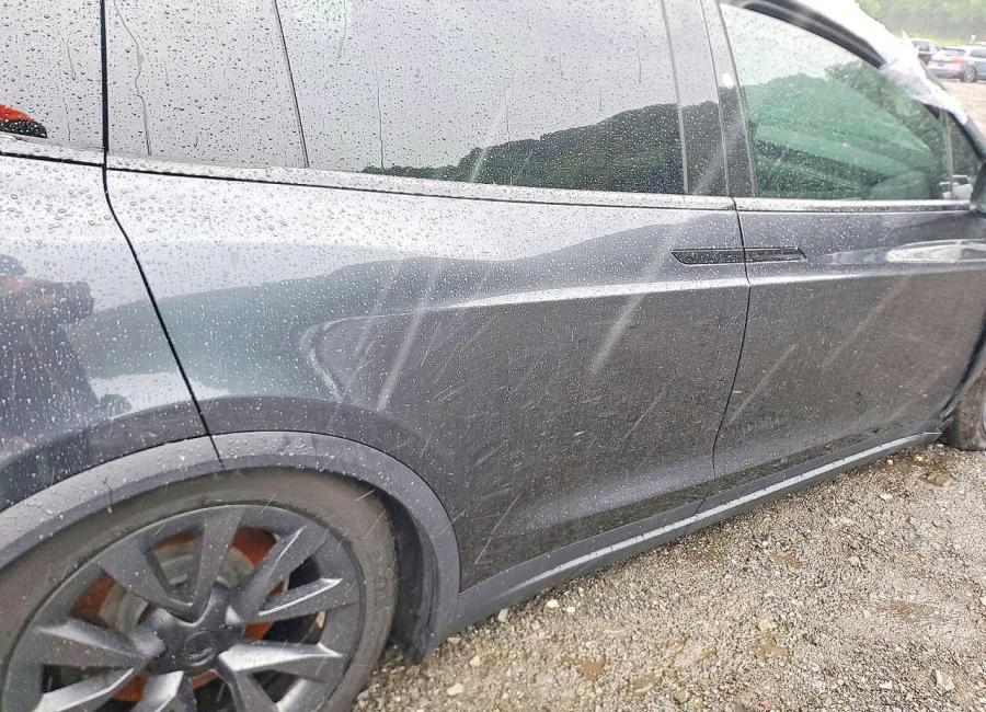 Salvage 2024 Tesla Model X  in Gray