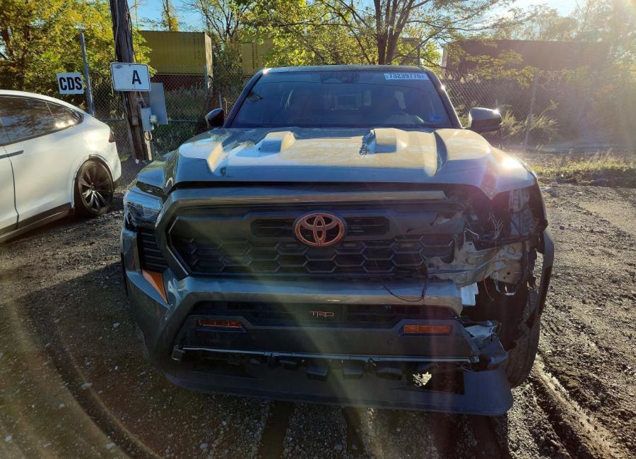 Salvage 2025 Toyota Tacoma Trd in Brown