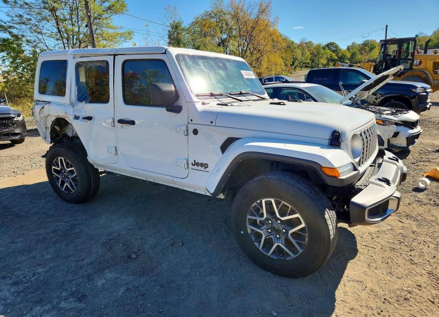 Salvage 2025 Jeep Wrangler Sahara in White
