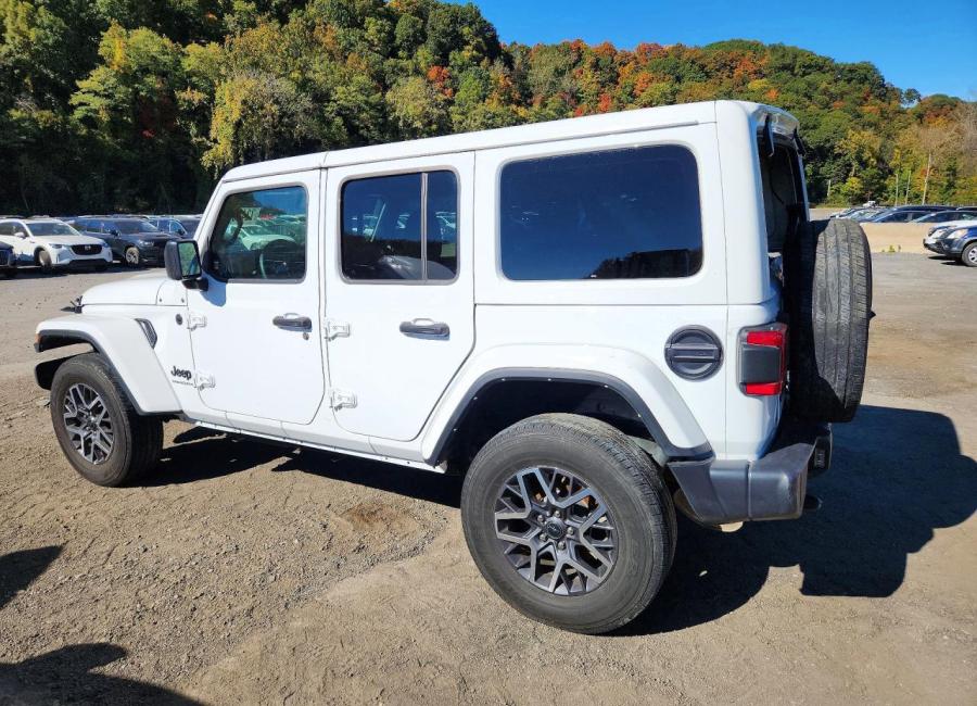 Salvage 2025 Jeep Wrangler Sahara in White