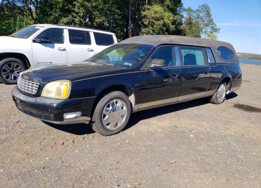 Salvage 2003 Cadillac Commercial Hearse in Black