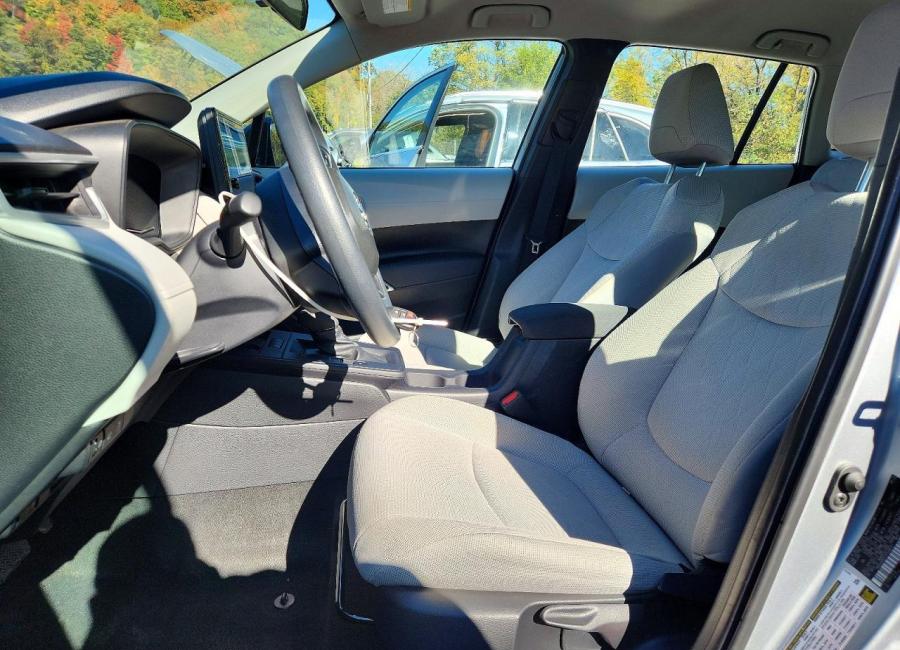 Salvage 2026 Toyota Corolla Cross  in Silver