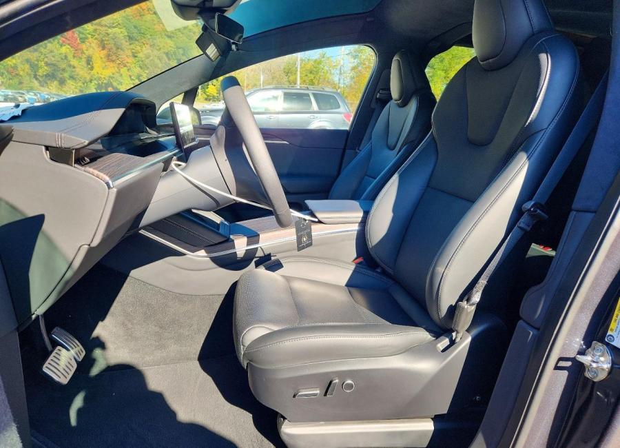 Salvage 2024 Tesla Model X  in Gray