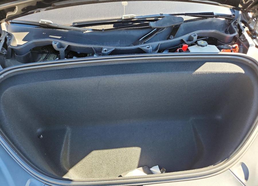 Salvage 2024 Tesla Model X  in Gray