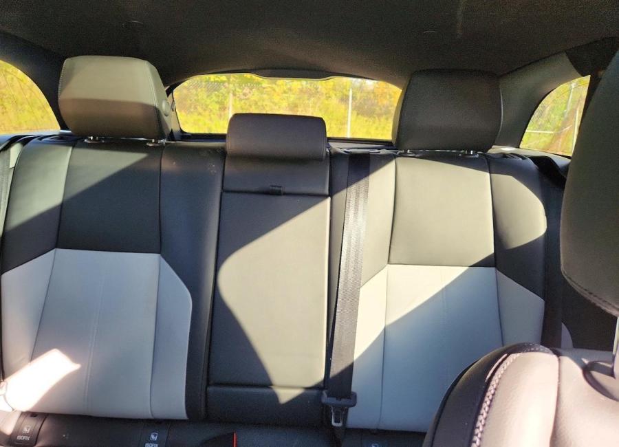 Salvage 2026 Land Rover Velar Dynamic Se in Gray