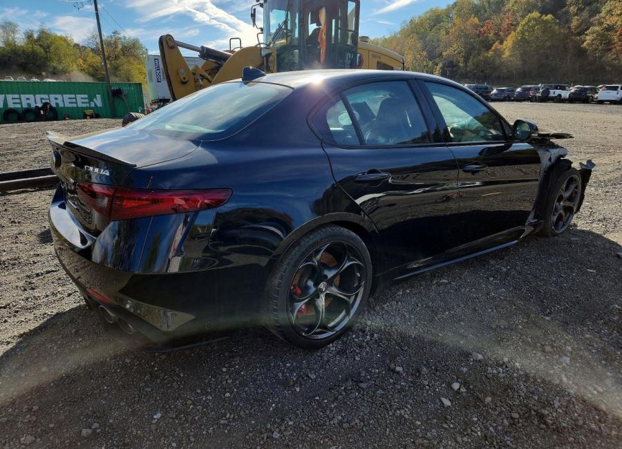 Salvage 2023 Alfa Romeo Giulia Quadrifoglio in Black
