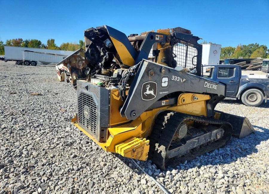 Salvage 2025 John Deere Skid Steer 333p in Yellow