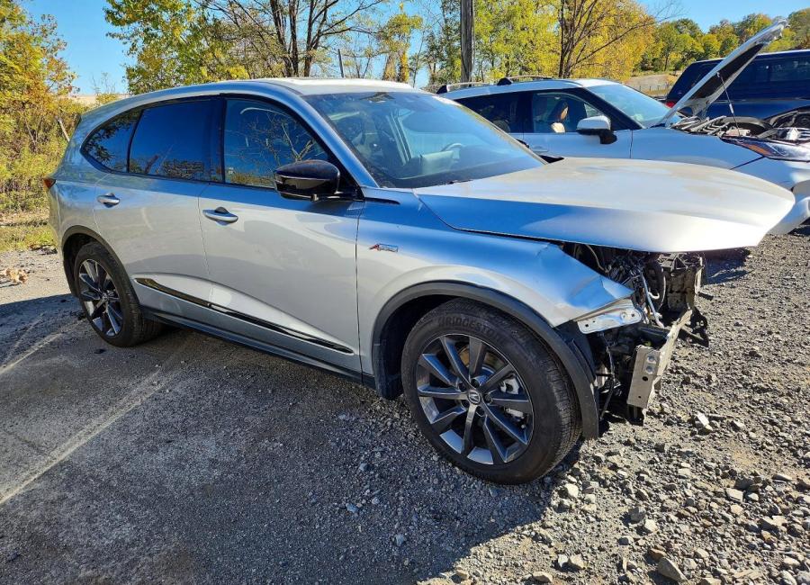 Salvage 2025 Acura Mdx A-spec in Silver