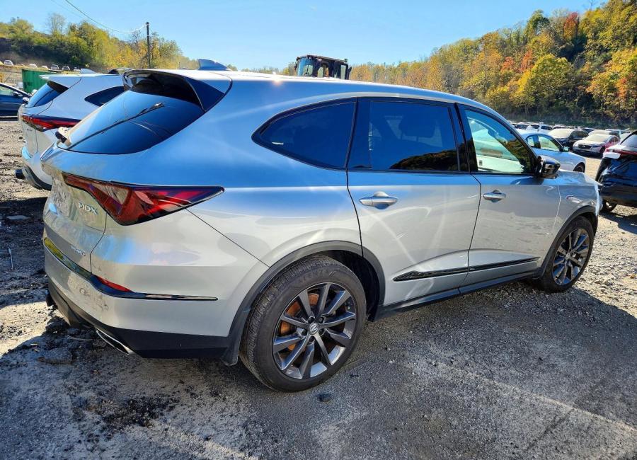 Salvage 2025 Acura Mdx A-spec in Silver