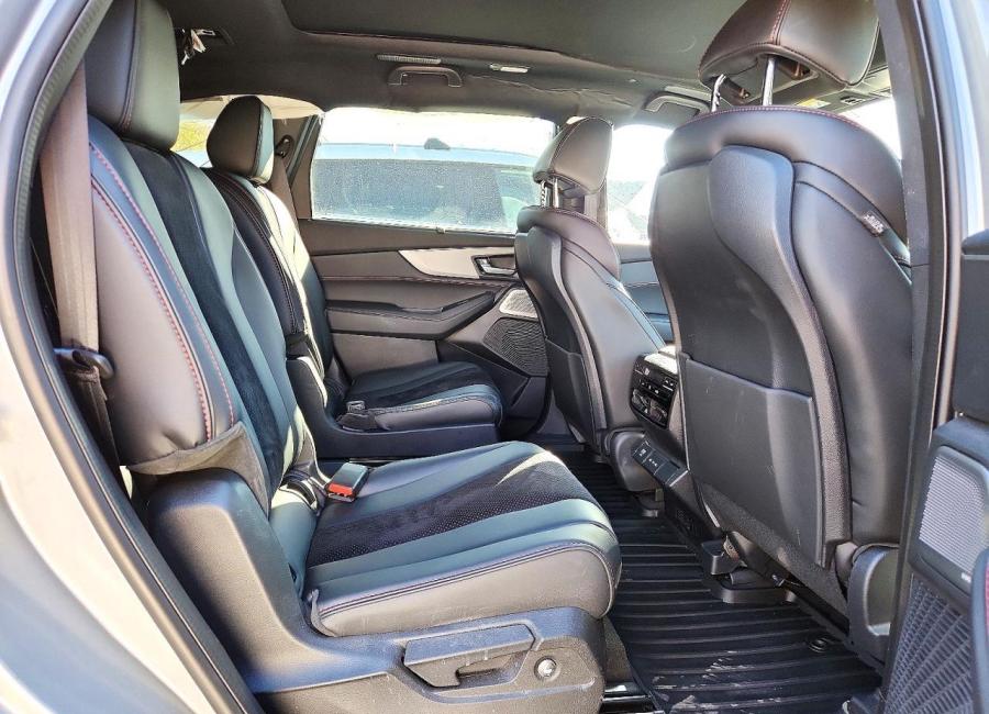 Salvage 2025 Acura Mdx A-spec in Silver