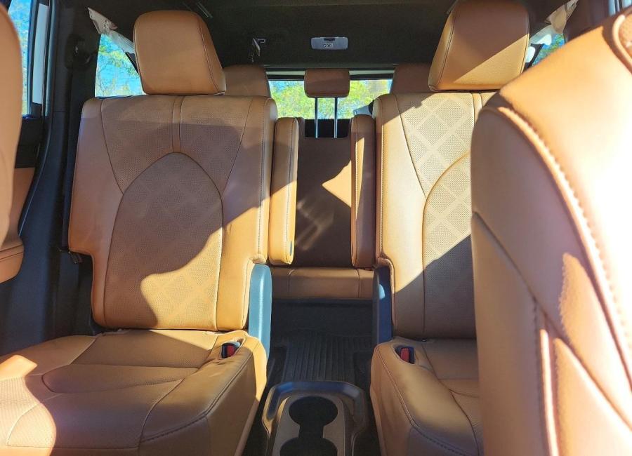 Salvage 2025 Toyota Highlander Hybrid Platinum in White