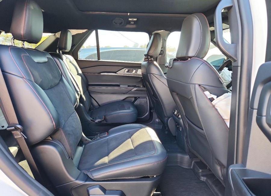 Salvage 2026 Ford Explorer St in White