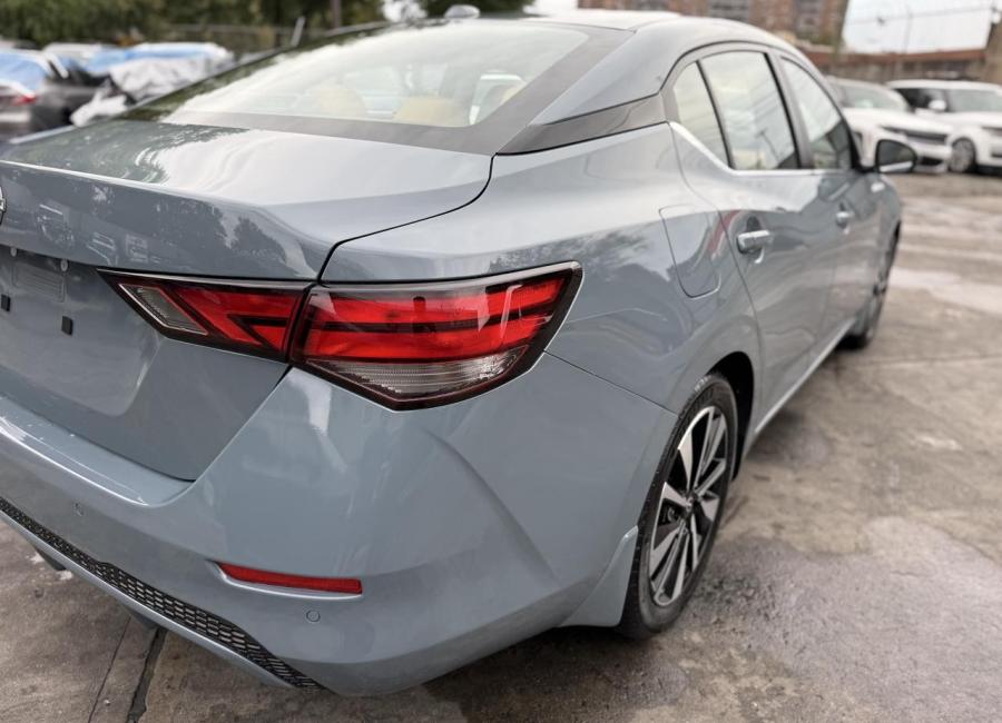 Salvage 2025 Nissan Sentra Sv in Gray