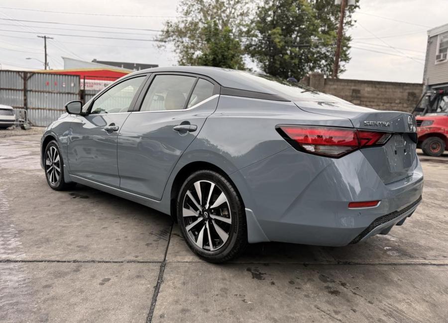 Salvage 2025 Nissan Sentra Sv in Gray