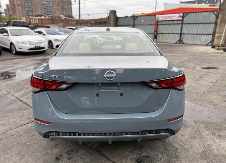 Salvage 2025 Nissan Sentra Sv in Gray