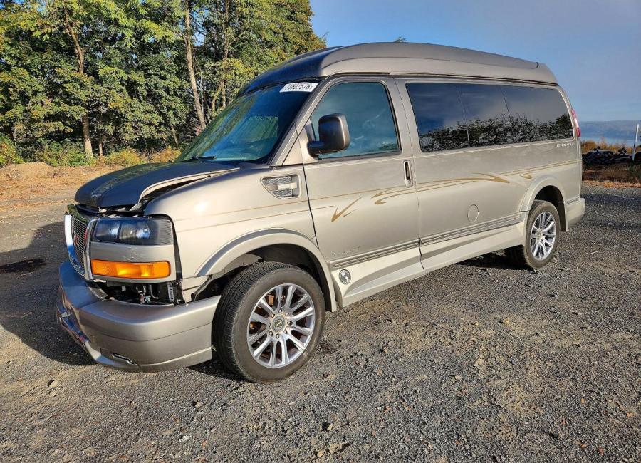 Salvage 2021 Gmc Savana Explorer Rx in Brown