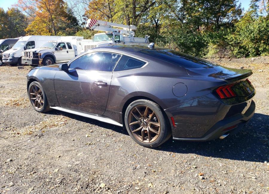 Salvage 2024 Ford Mustang  in Black