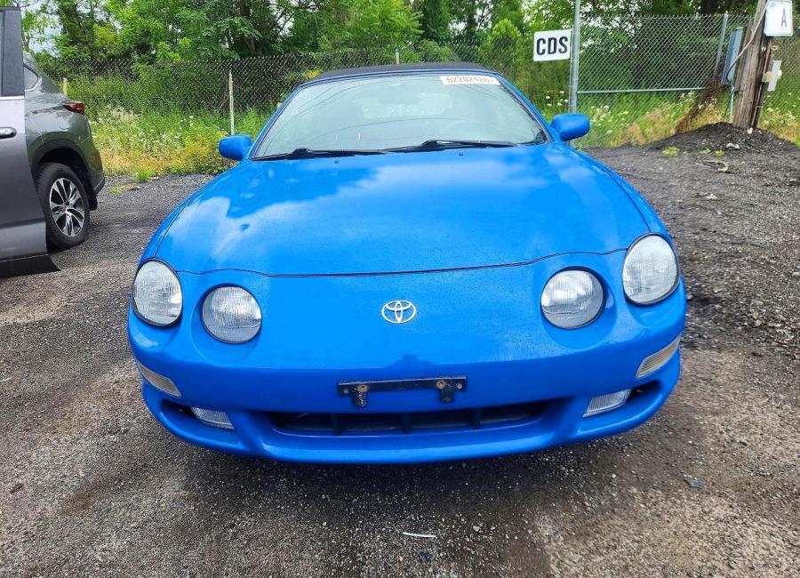 Salvage 1996 Toyota Celica Gt in Blue