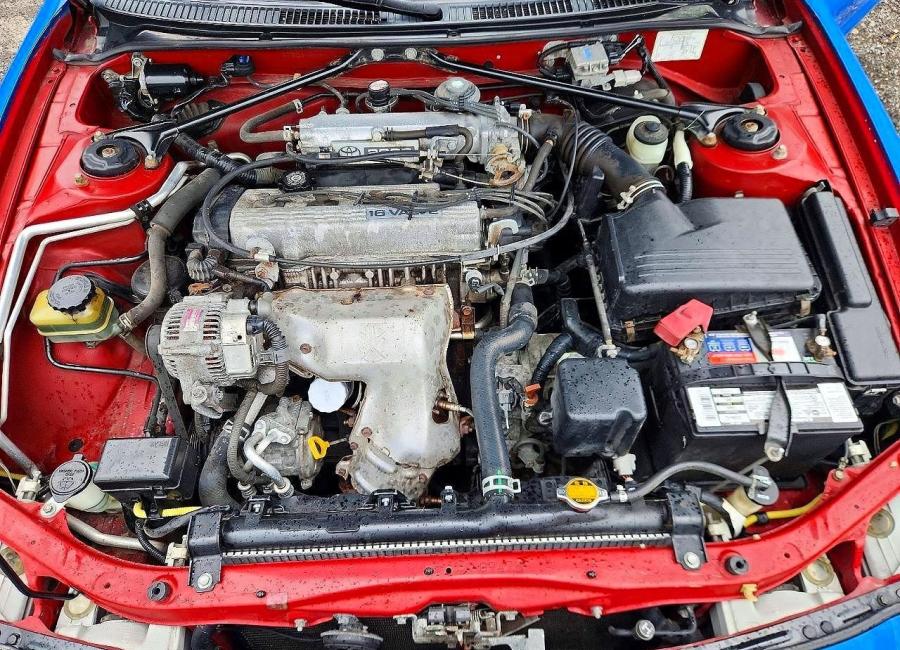 Salvage 1996 Toyota Celica Gt in Blue