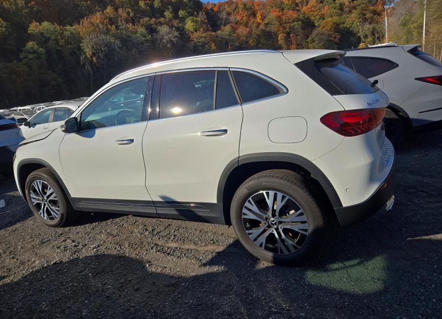Salvage 2026 Mercedes Benz Gla 250 4matic in White