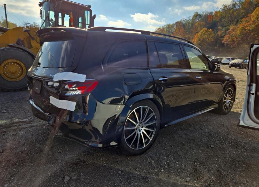 Salvage 2026 Mercedes Benz Gls 450 4matic in Black