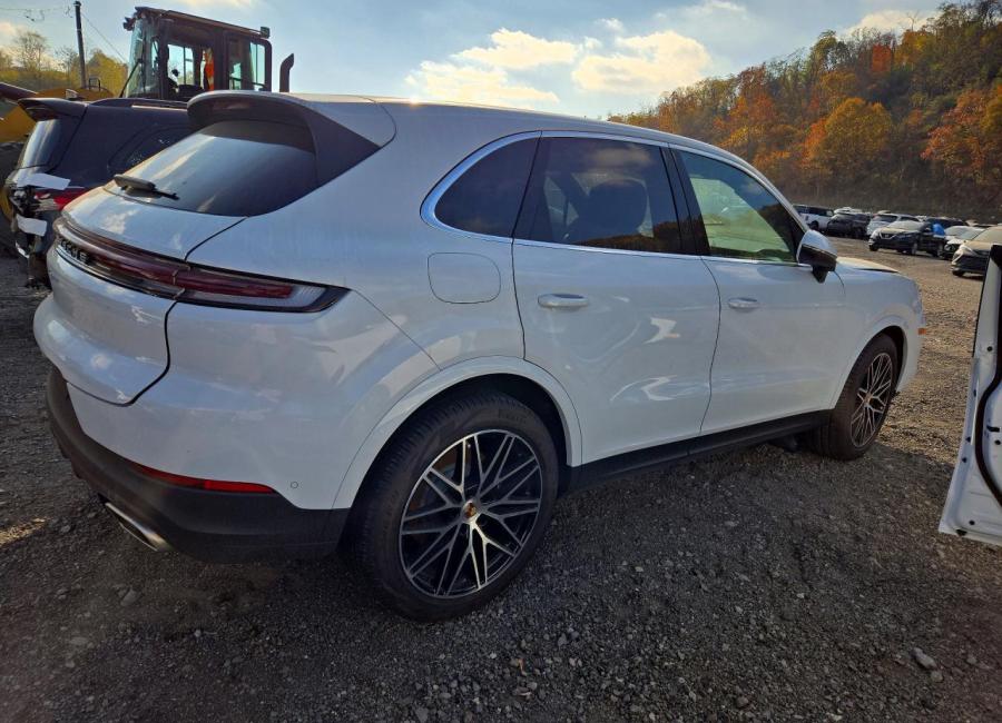 Salvage 2026 Porsche Cayenne  in White