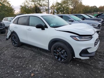 2025 honda hr-v  in White - Front Three-Quarter View - BidGoDrive Inventory