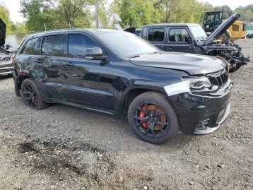 Salvage 2018 Jeep GRAND CHEROKEE SRT-8
