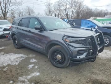 Salvage 2023 Ford Explorer 