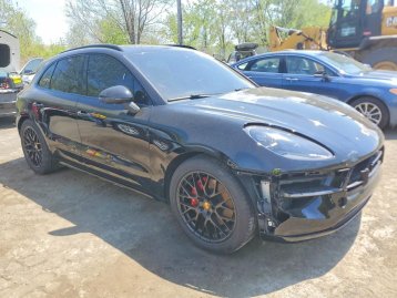 Salvage 2021 Porsche Macan GTS