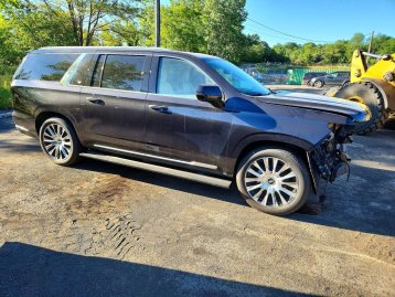 Salvage 2026 Cadillac Escalade ESV PLATINUM LUXURY