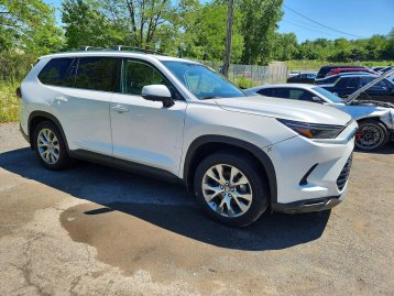 Salvage 2024 Toyota Grand Highlander HYBRID LIMITED