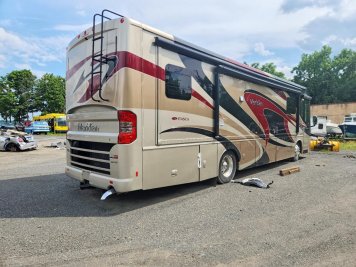 2014 itsca meridian  in Two Tone - Front Three-Quarter View - BidGoDrive Inventory